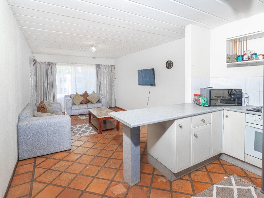 1 Bedroom Property for Sale in Kosmos North West